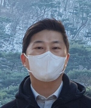 Seunghwan Hong
